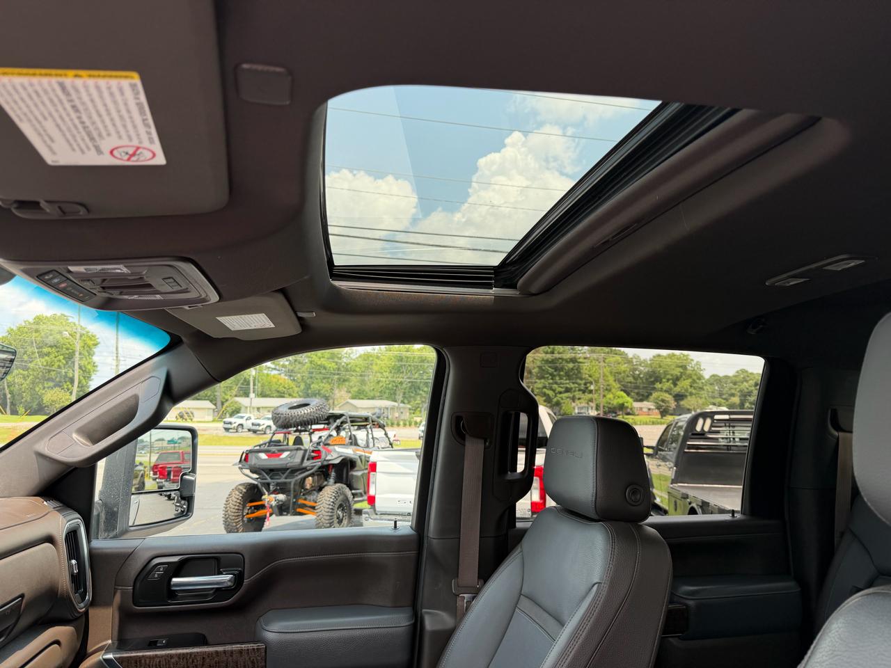 GMC Sierra 2500HD 4WD Crew Cab 159" Denali 2022
