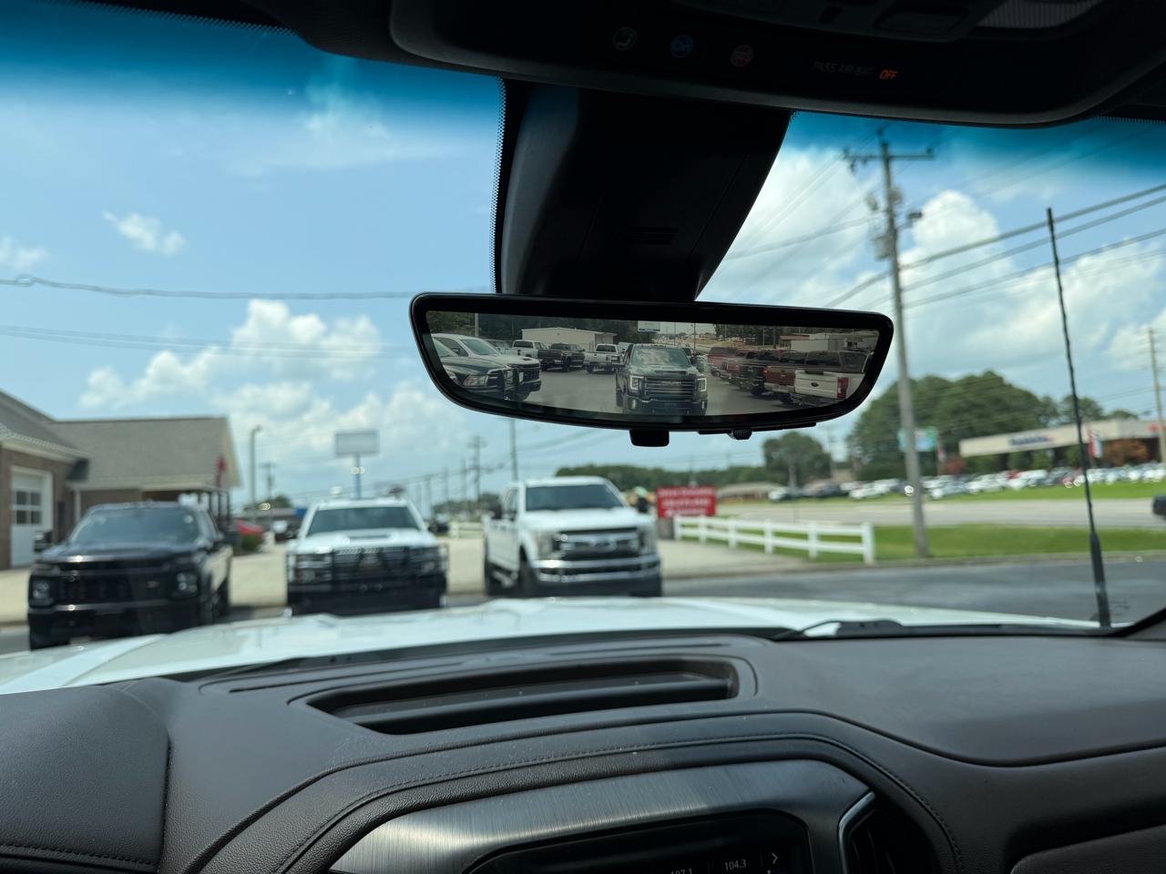 GMC Sierra 2500HD 4WD Crew Cab 159" Denali 2022