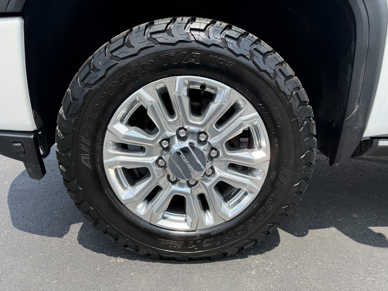 GMC Sierra 2500HD 4WD Crew Cab 159" Denali 2022