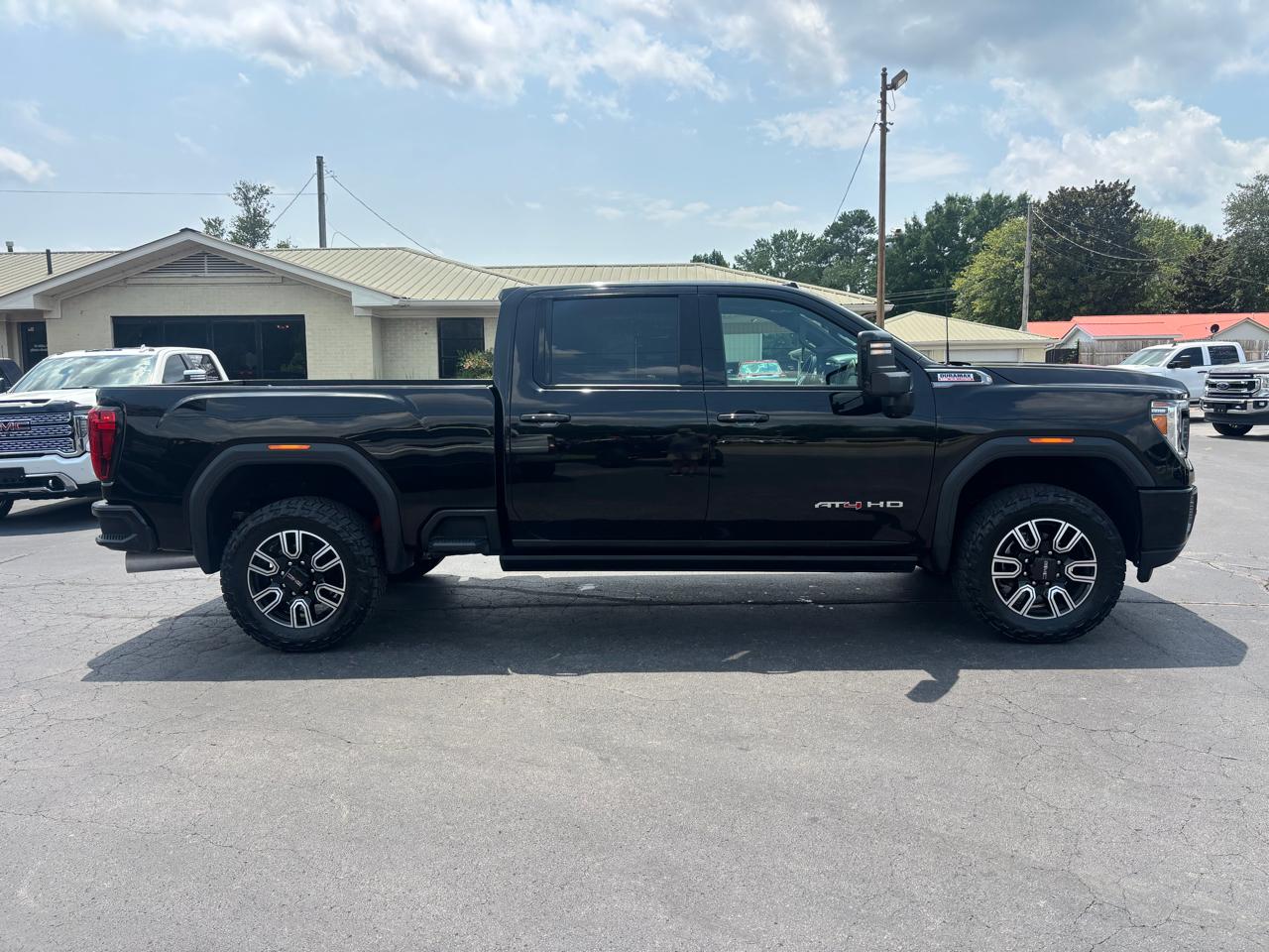 GMC Sierra 2500HD 4WD Crew Cab 159" AT4 2023