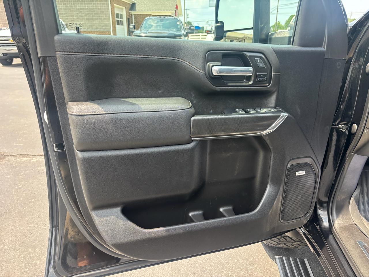 GMC Sierra 2500HD 4WD Crew Cab 159" AT4 2023