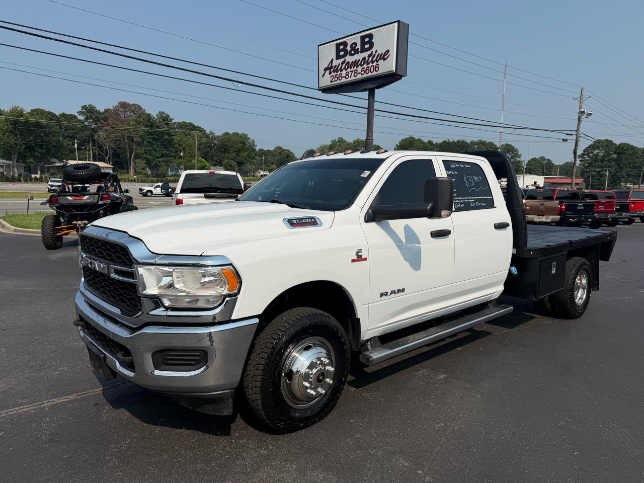 RAM 3500 Chassis Cab Tradesman 4WD Crew Cab 60" CA 172.4" WB 2022