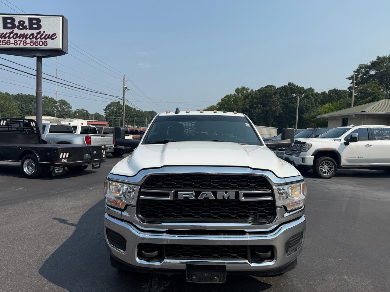 RAM 3500 Chassis Cab Tradesman 4WD Crew Cab 60" CA 172.4" WB 2022