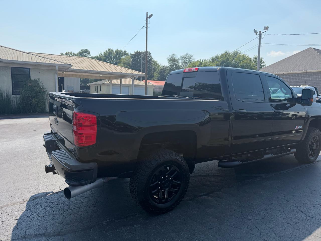 Chevrolet Silverado 2500HD 4WD Crew Cab 153.7" LTZ 2019