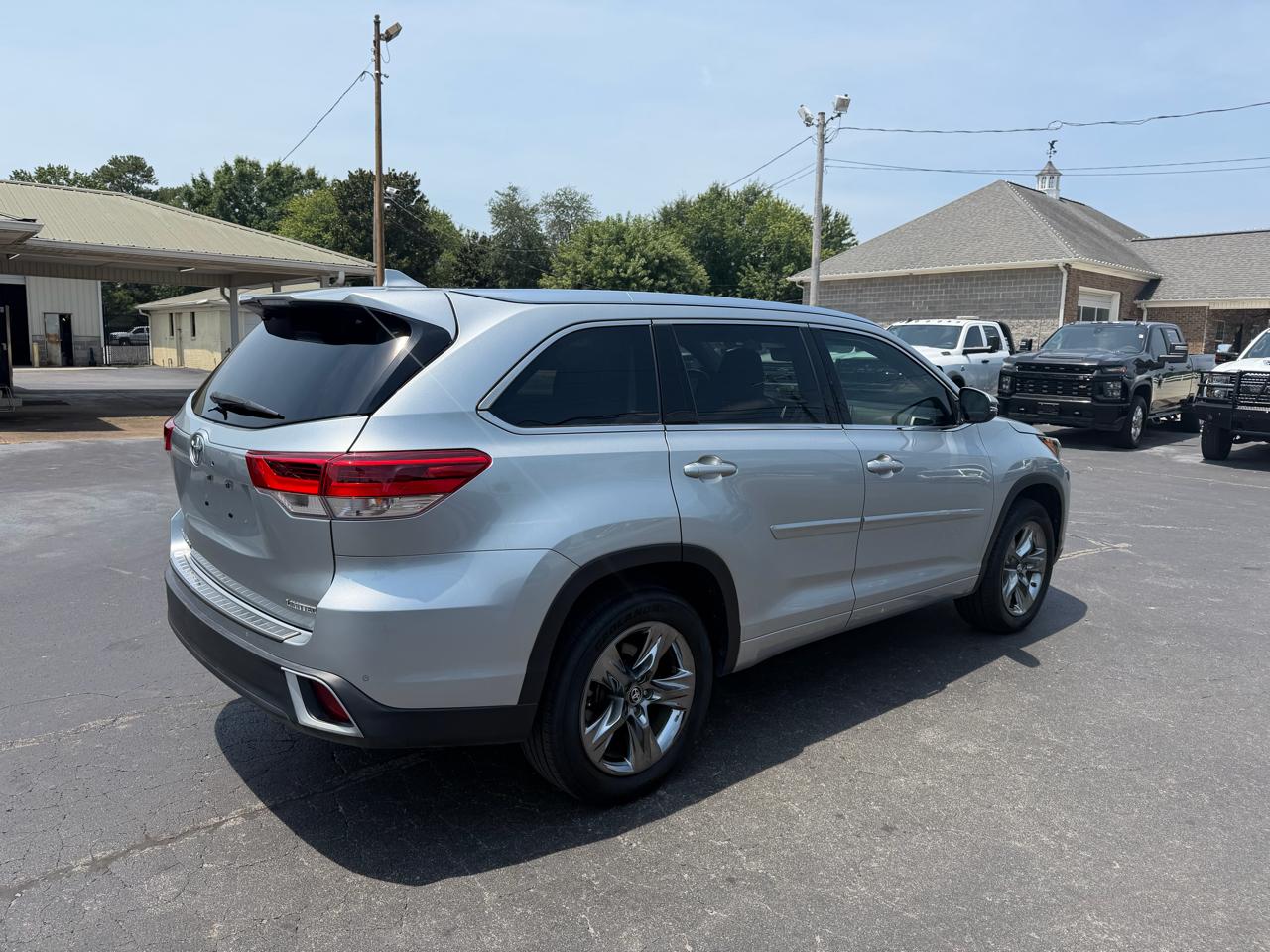 Toyota Highlander Limited Platinum V6 FWD (Natl) 2019