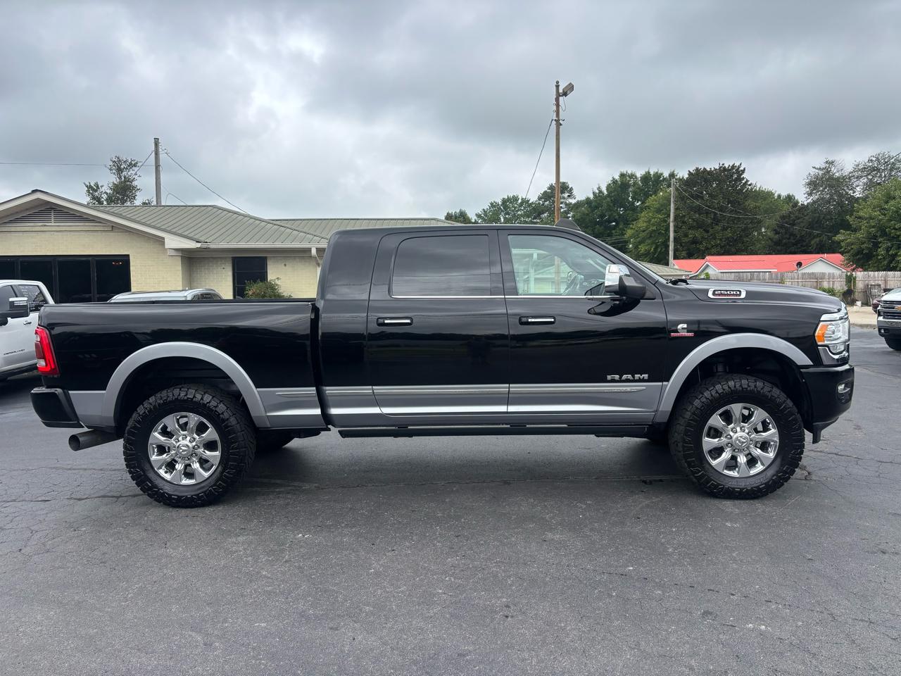 RAM 2500 Limited 4x4 Mega Cab 6'4" Box 2019