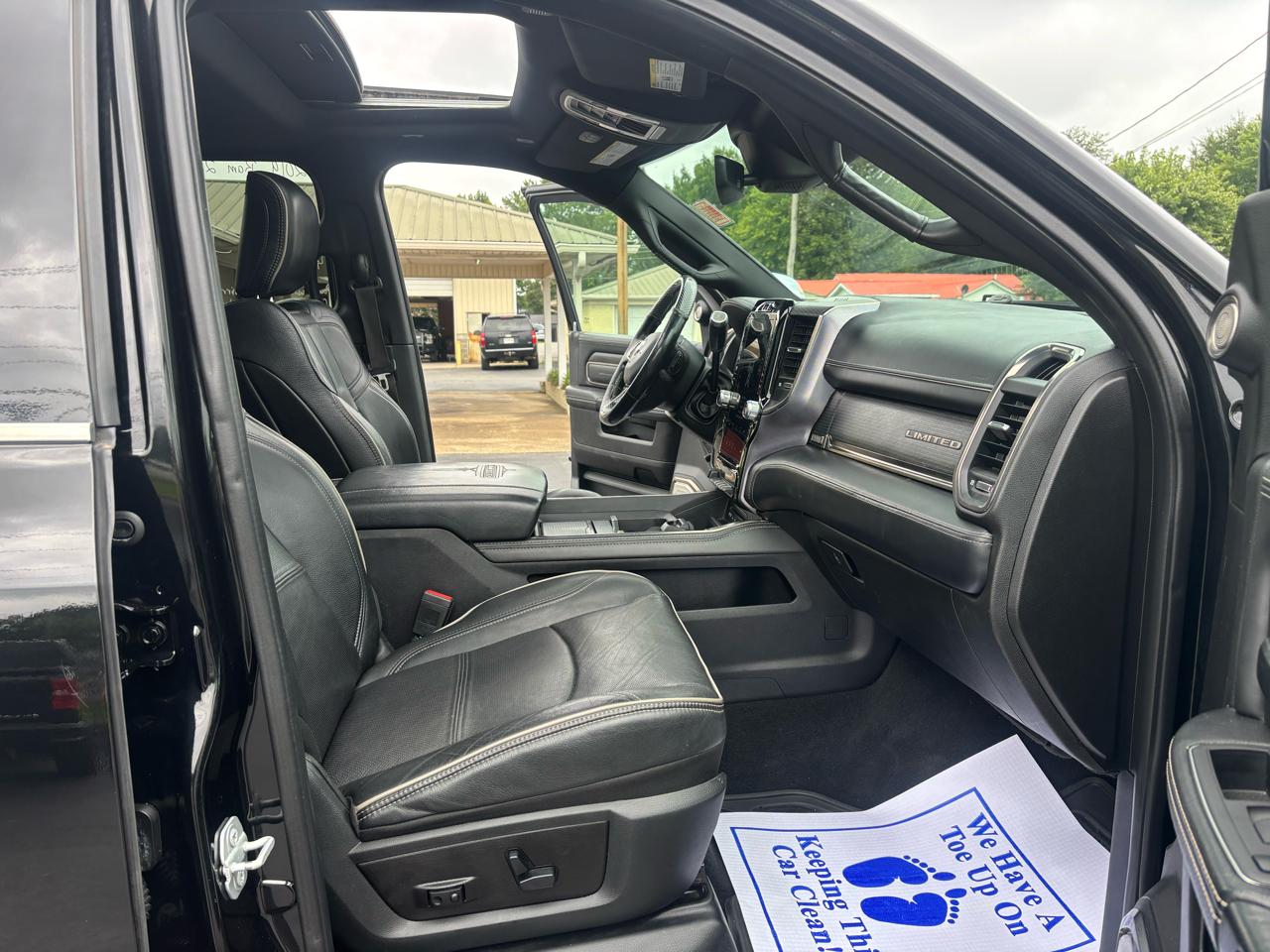 RAM 2500 Limited 4x4 Mega Cab 6'4" Box 2019