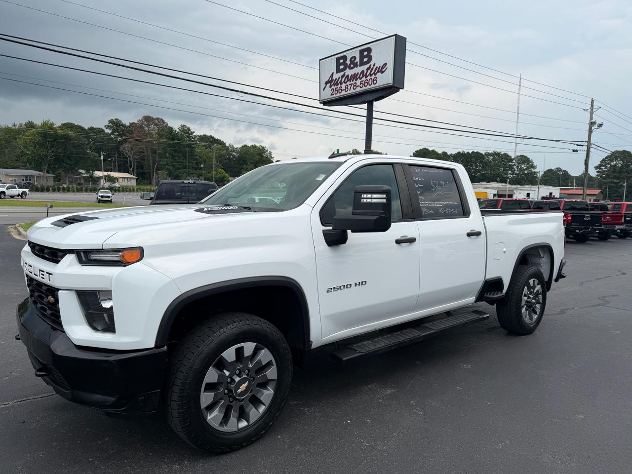 Chevrolet Silverado 2500HD 4WD Crew Cab 159" Custom 2021