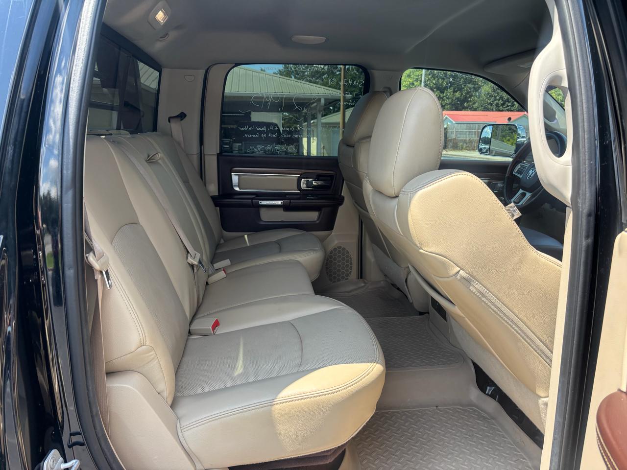 RAM 3500 4WD Crew Cab 169" Laramie 2013