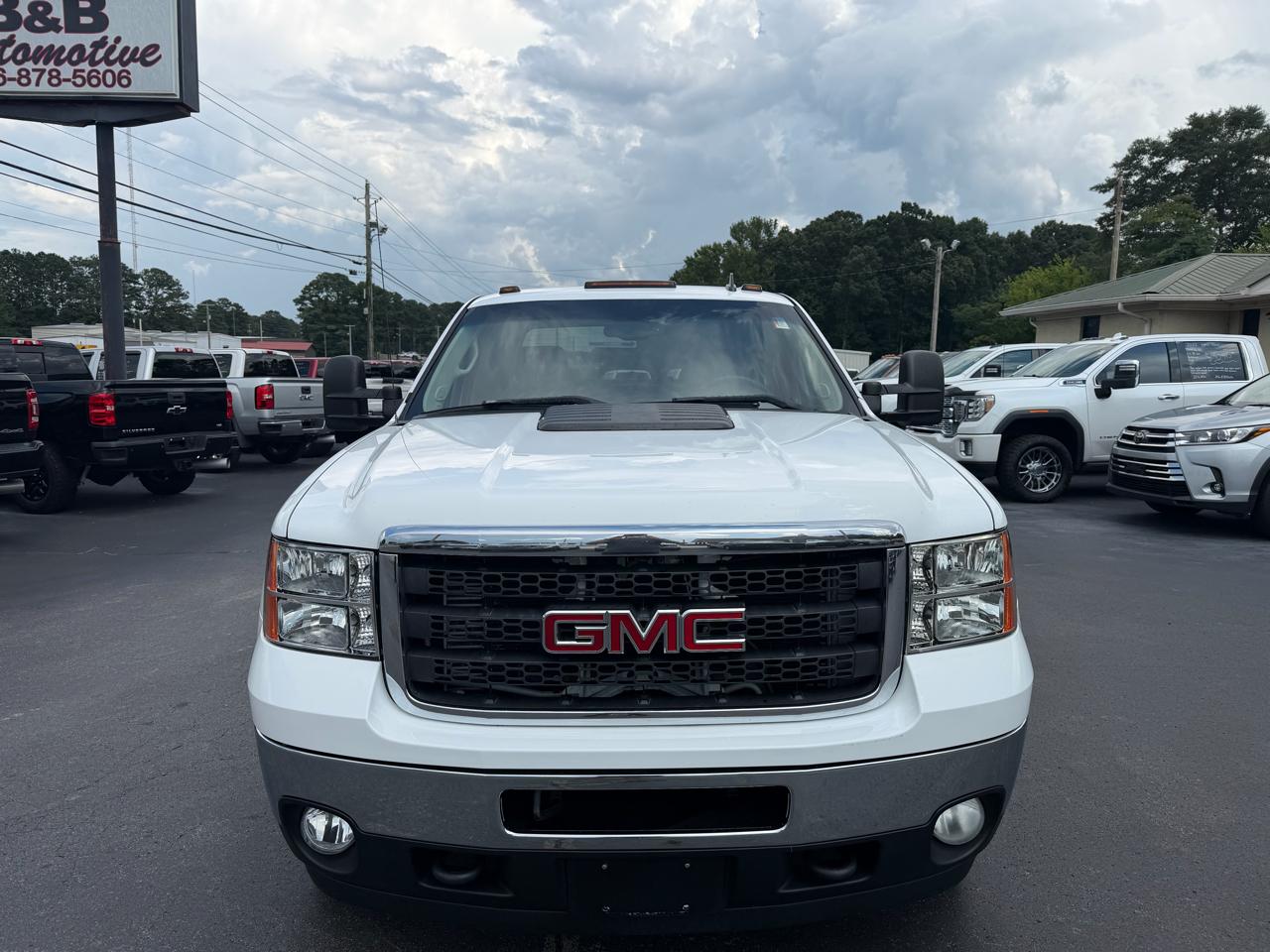 GMC Sierra 3500HD 4WD Crew Cab 167.7" DRW SLT 2011