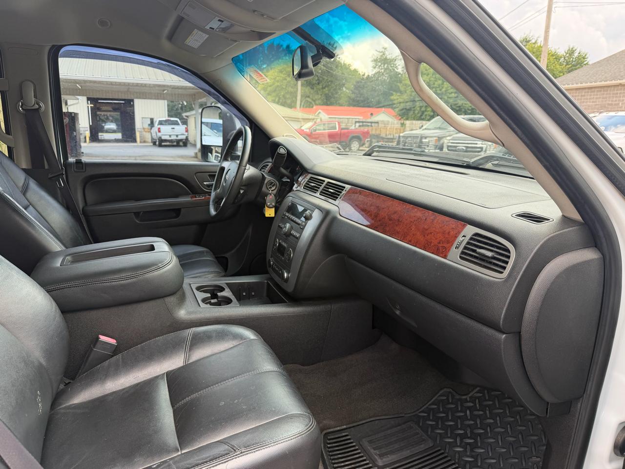 GMC Sierra 3500HD 4WD Crew Cab 167.7" DRW SLT 2011