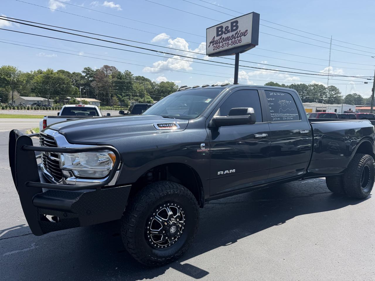 RAM 3500 Big Horn 4x4 Crew Cab 8' Box 2019