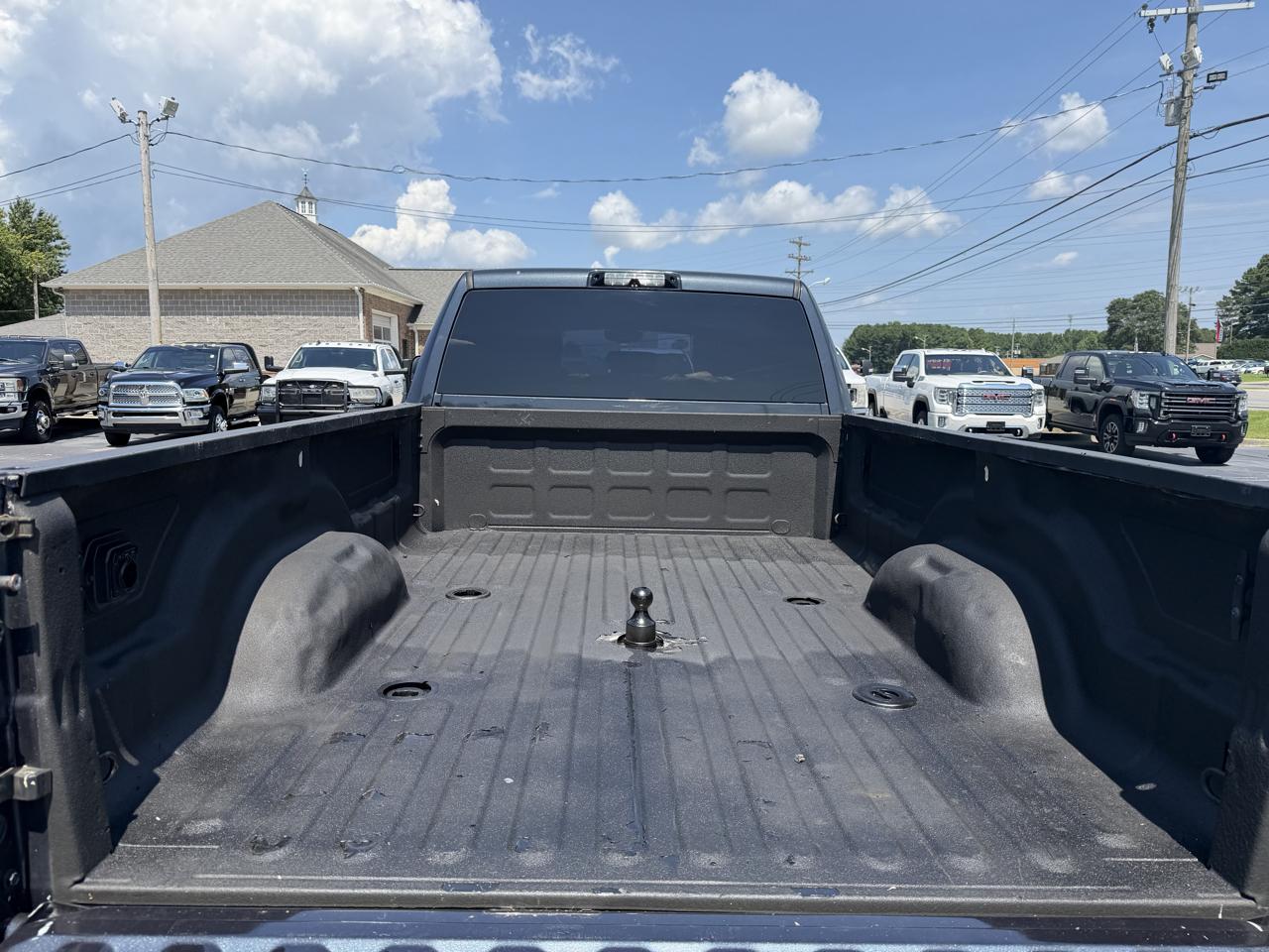 RAM 3500 Big Horn 4x4 Crew Cab 8' Box 2019