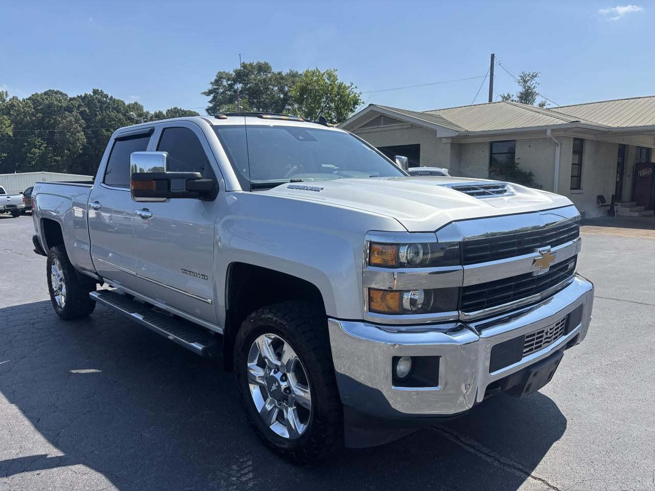 Chevrolet Silverado 2500HD 4WD Crew Cab 153.7" LTZ 2017