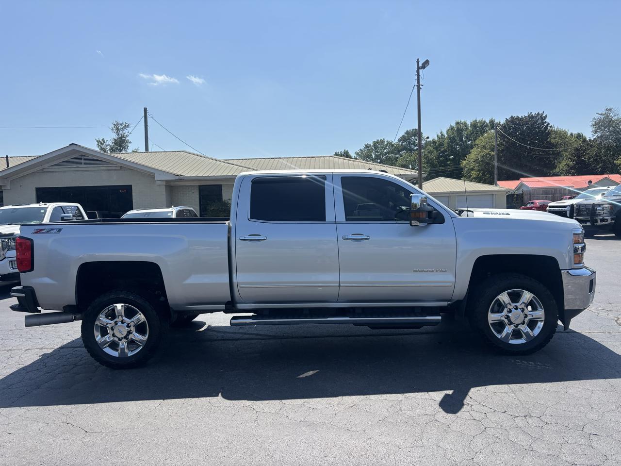 Chevrolet Silverado 2500HD 4WD Crew Cab 153.7" LTZ 2017