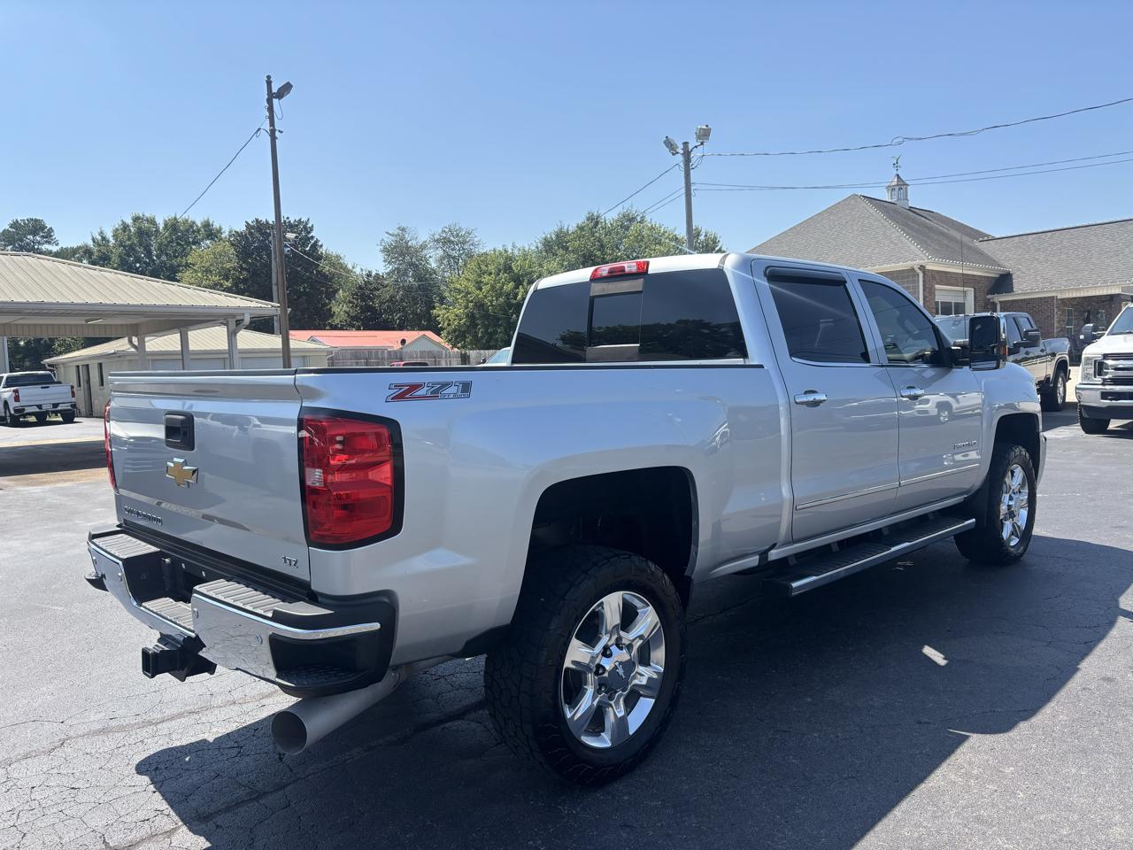 Chevrolet Silverado 2500HD 4WD Crew Cab 153.7" LTZ 2017