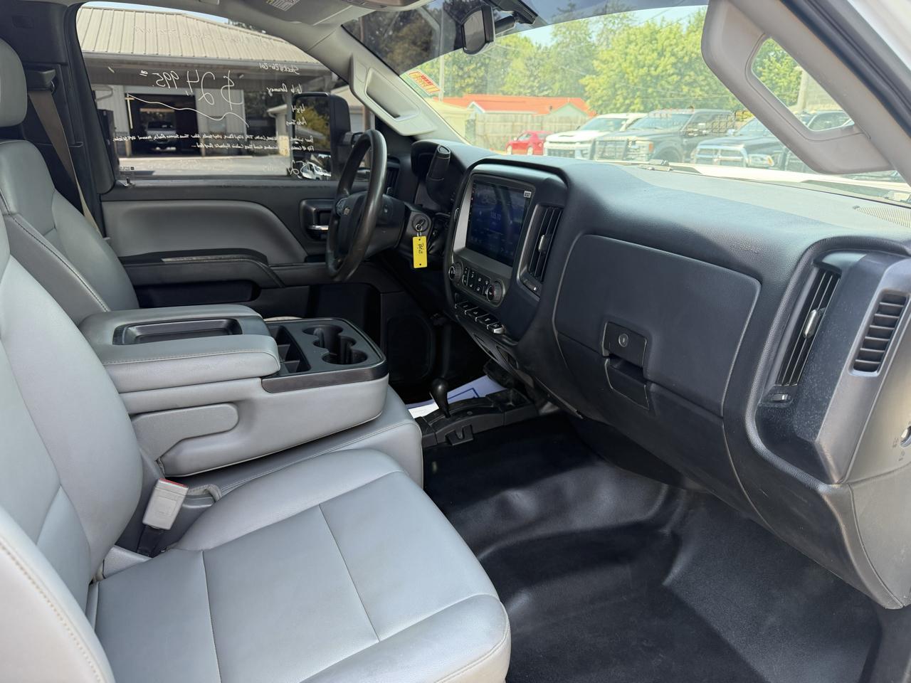 Chevrolet Silverado 3500HD Built After Aug 14 4WD Reg Cab 137.5" WB, 59.06" CA WT 2015