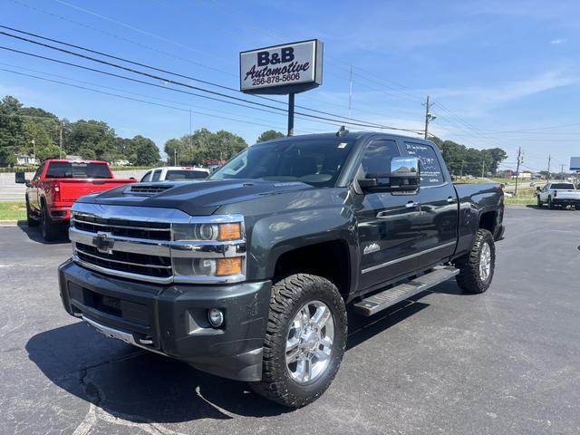 Gray 2019 Chevrolet Silverado 2500HD Pickup Truck Four-Wheel Drive Automatic