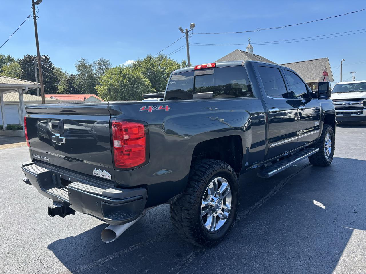 Chevrolet Silverado 2500HD 4WD Crew Cab 153.7" High Country 2019