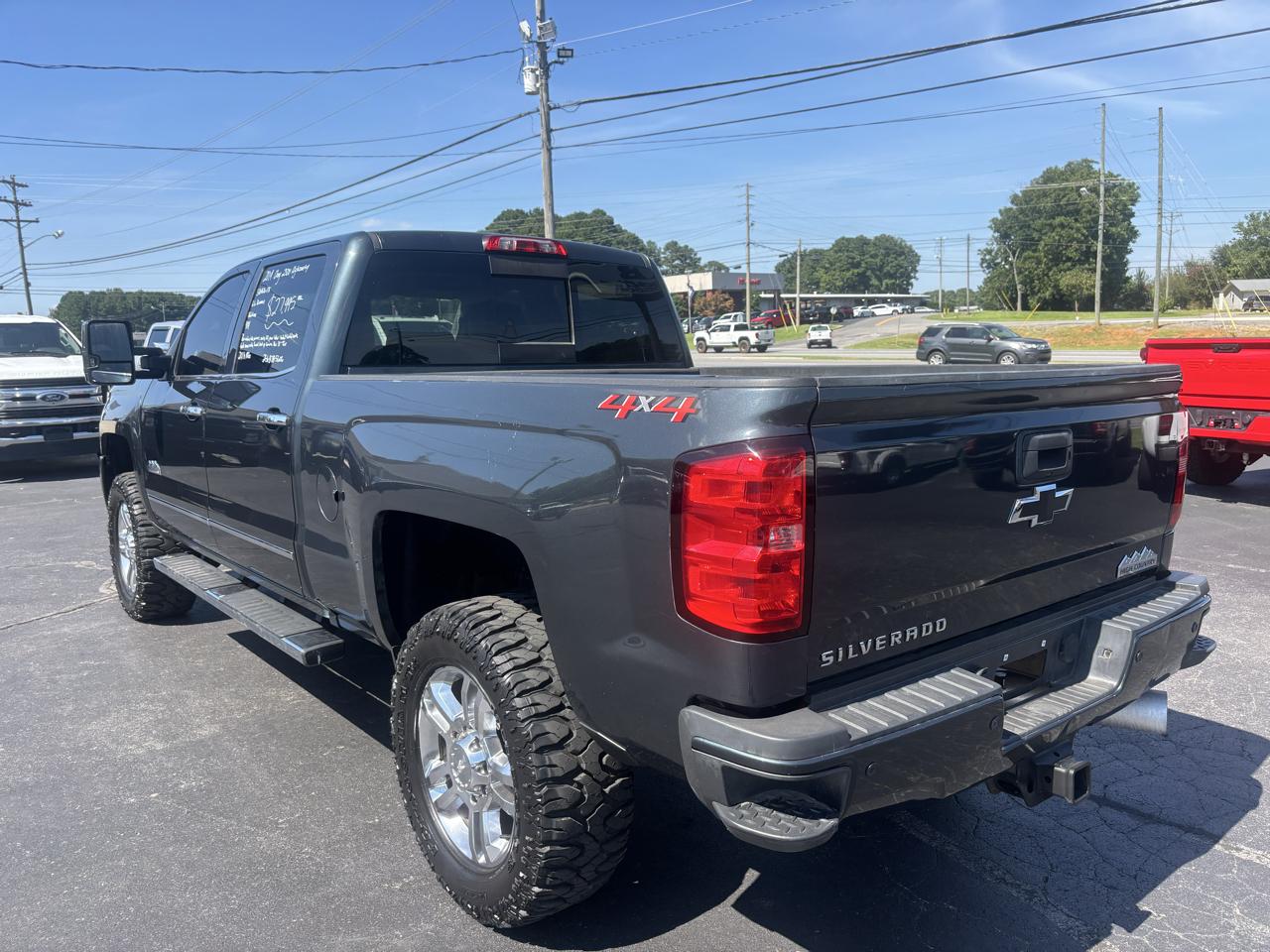 Chevrolet Silverado 2500HD 4WD Crew Cab 153.7" High Country 2019