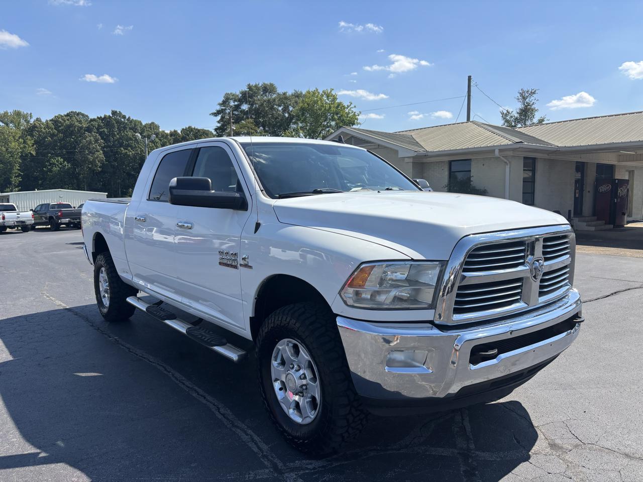 RAM 2500 4WD Mega Cab 160.5" Big Horn 2016