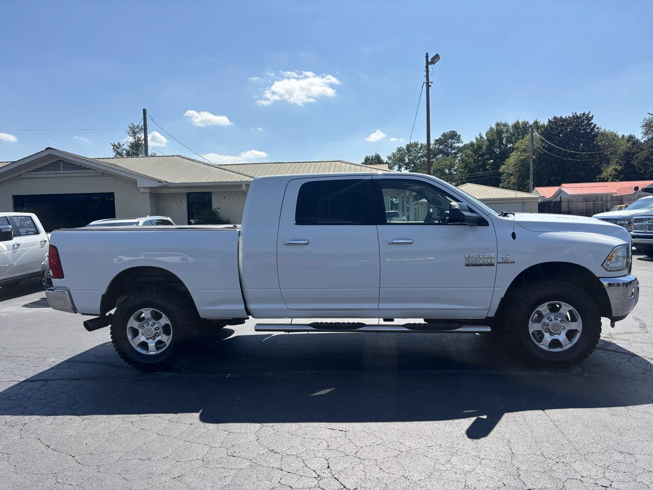 RAM 2500 4WD Mega Cab 160.5" Big Horn 2016