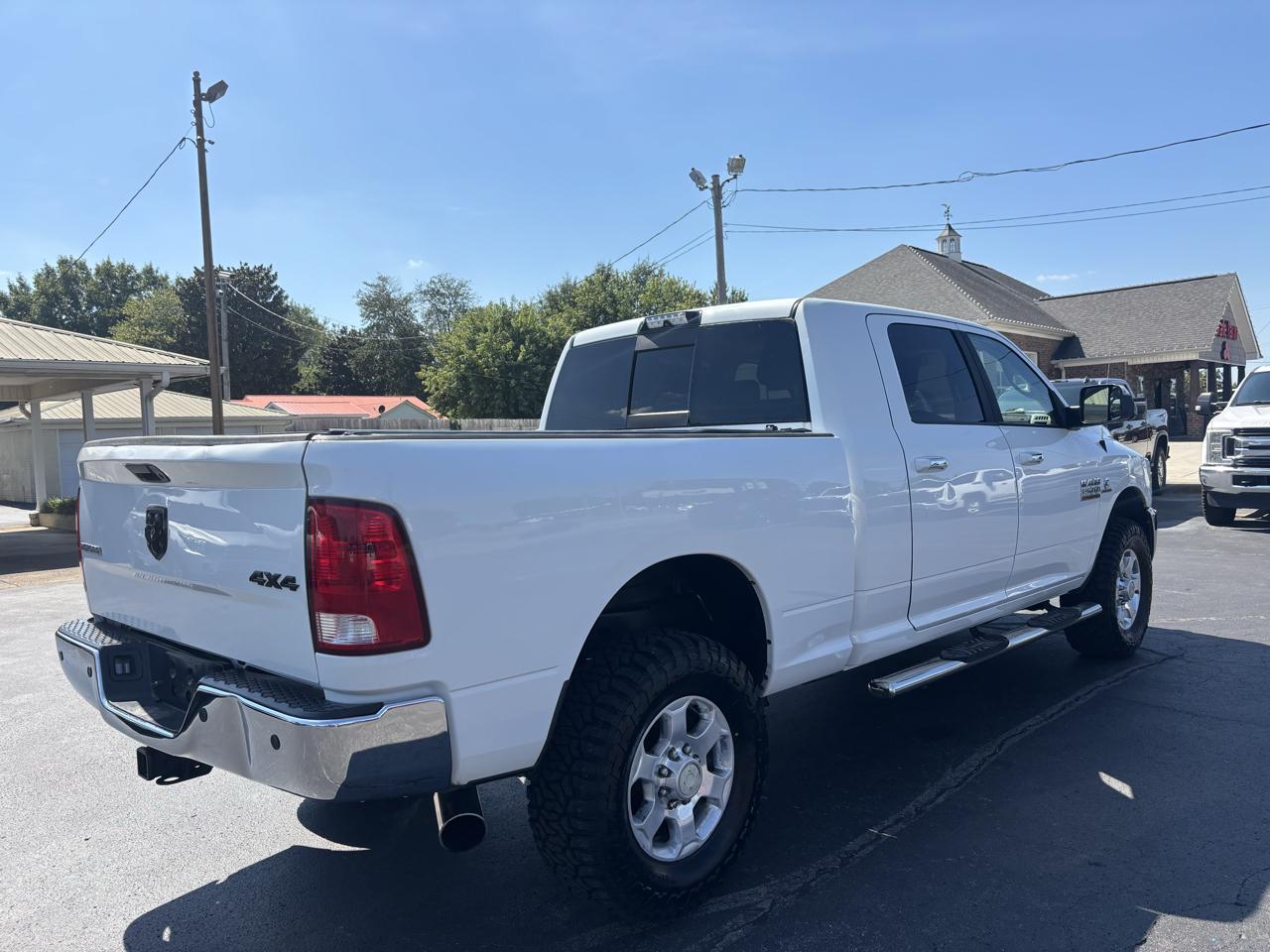 RAM 2500 4WD Mega Cab 160.5" Big Horn 2016
