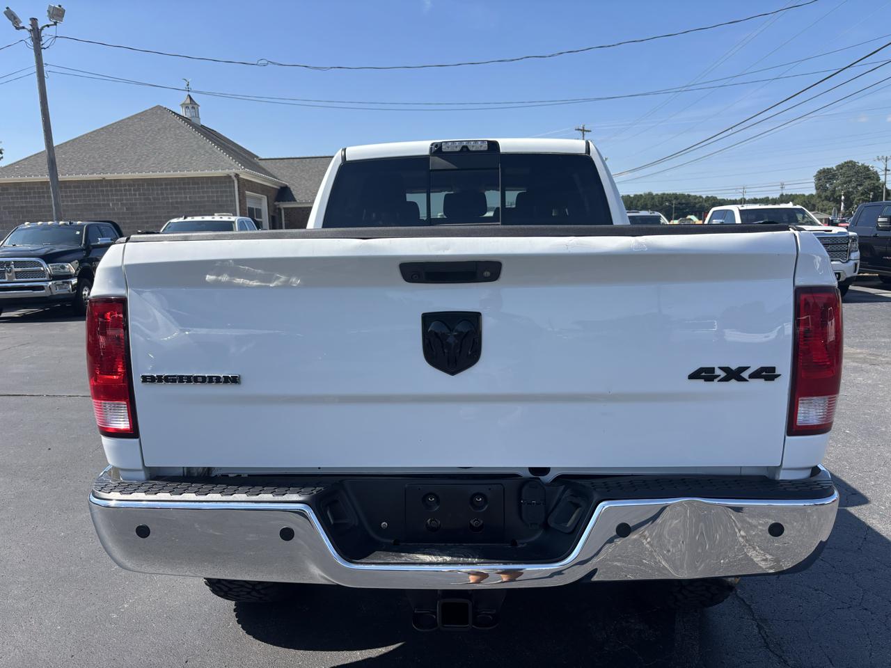 RAM 2500 4WD Mega Cab 160.5" Big Horn 2016