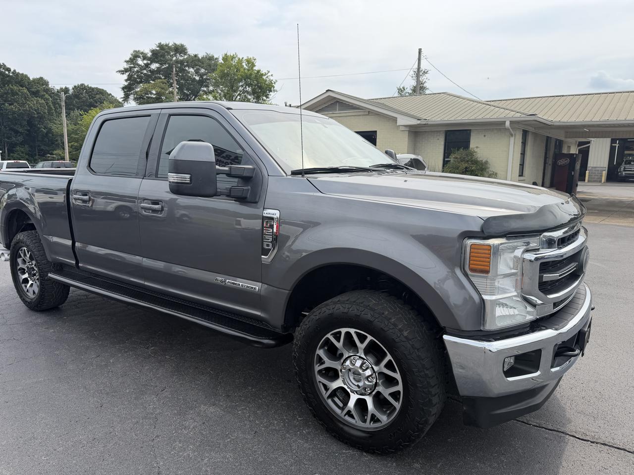 Ford Super Duty F-250 SRW Lariat 4WD Crew Cab 6.75' Box 2021