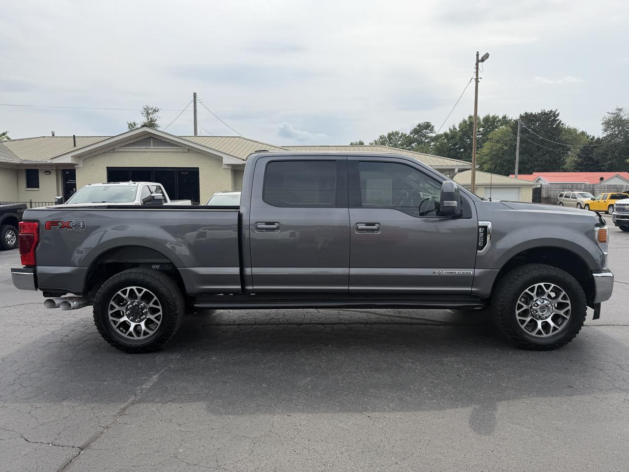 Ford Super Duty F-250 SRW Lariat 4WD Crew Cab 6.75' Box 2021