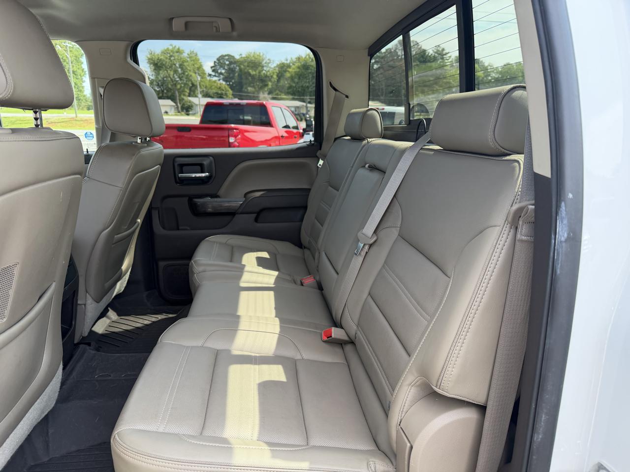 GMC Sierra 2500HD available WiFi 4WD Crew Cab 153.7" Denali 2015