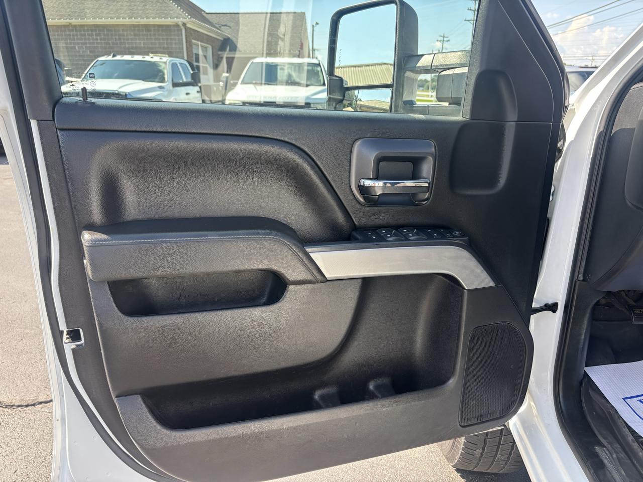 Chevrolet Silverado 2500HD 4WD Crew Cab 153.7" LT 2019