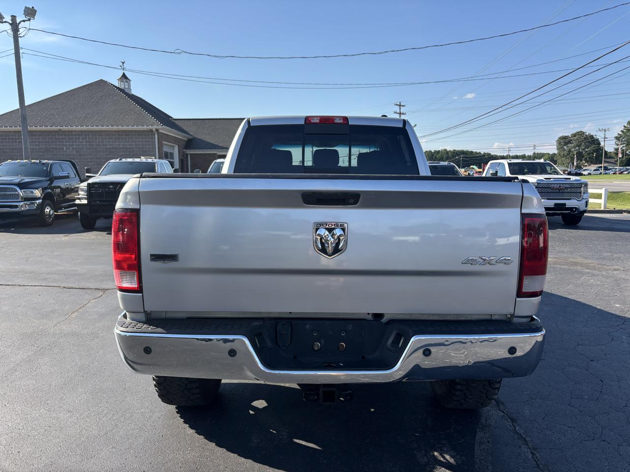 Dodge Ram 3500 4WD Crew Cab 149" Laramie 2010