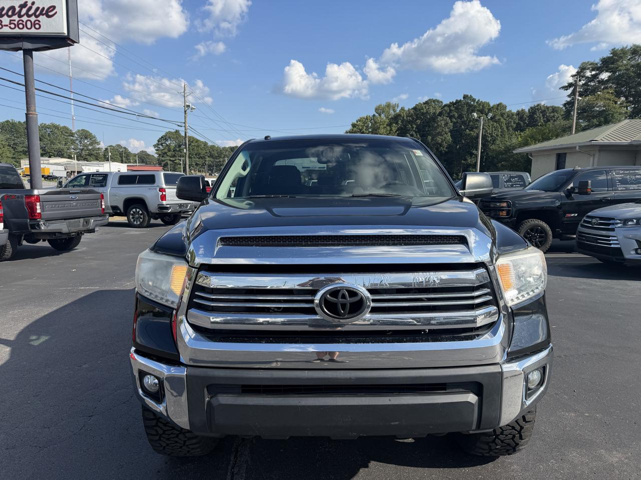 Toyota Tundra 4WD SR5 CrewMax 5.5' Bed 5.7L FFV (Natl) 2017