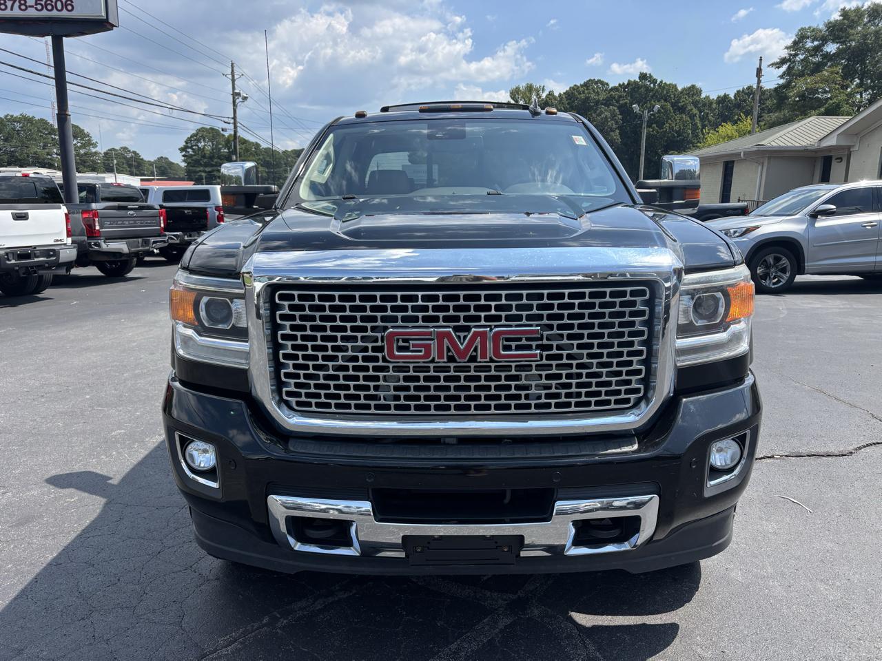 GMC Sierra 2500HD available WiFi 4WD Crew Cab 153.7" Denali 2015