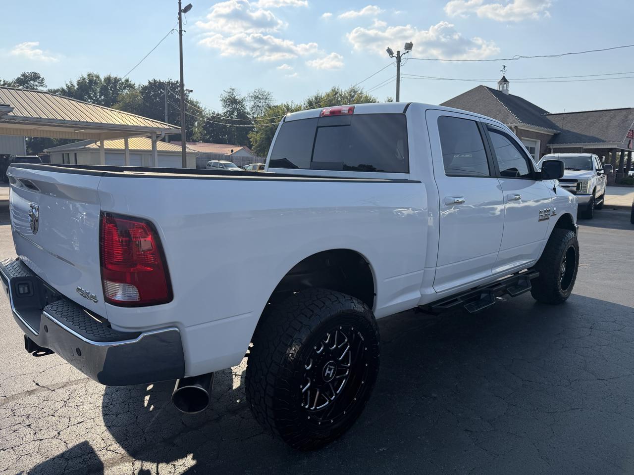RAM 2500 SLT 4x4 Crew Cab 6'4" Box 2018