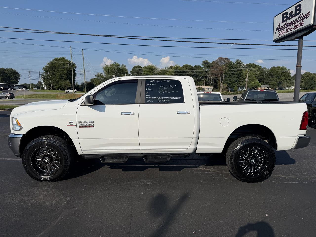 RAM 2500 SLT 4x4 Crew Cab 6'4" Box 2018