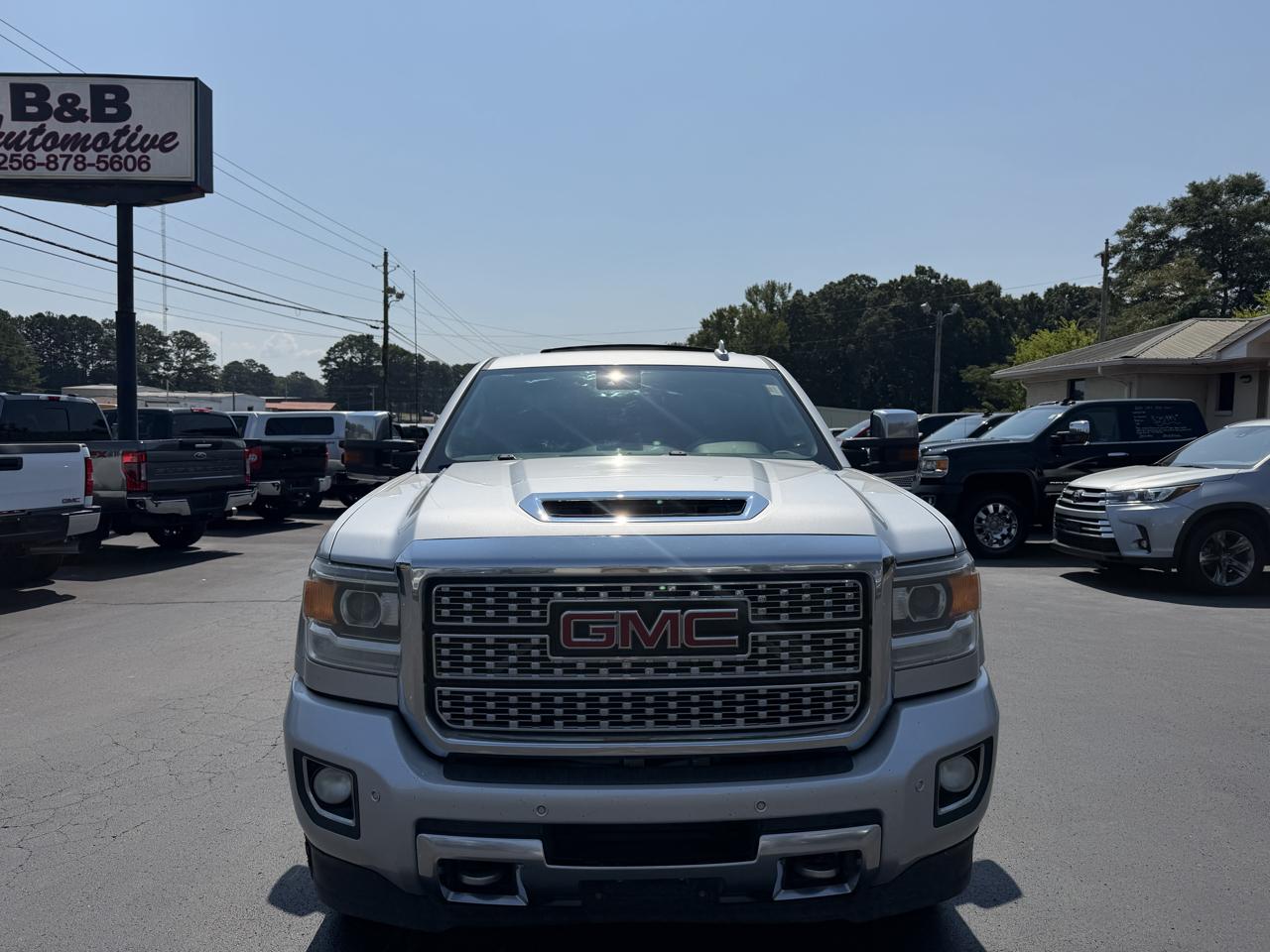GMC Sierra 2500HD 4WD Crew Cab 153.7" Denali 2019