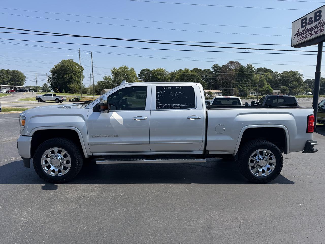 GMC Sierra 2500HD 4WD Crew Cab 153.7" Denali 2019
