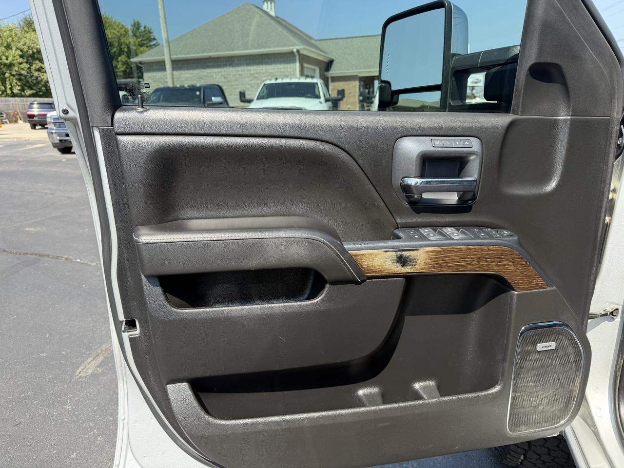 GMC Sierra 2500HD 4WD Crew Cab 153.7" Denali 2019