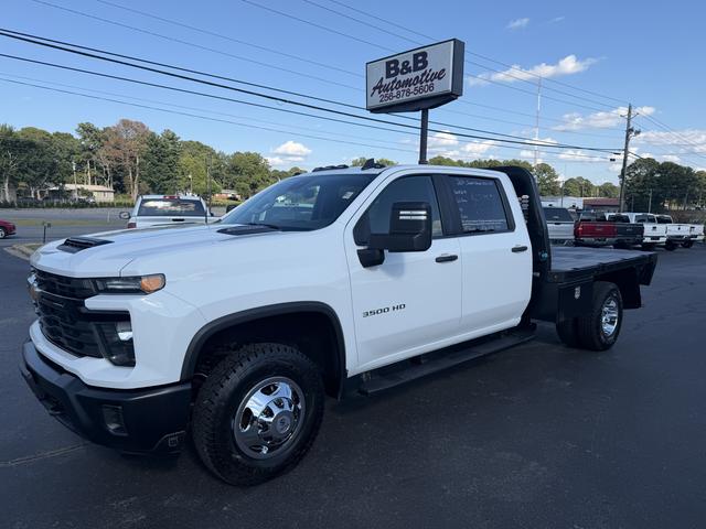 White 2024 Chevrolet Silverado 3500HD Chassis Pickup Truck Four-Wheel Drive Automatic
