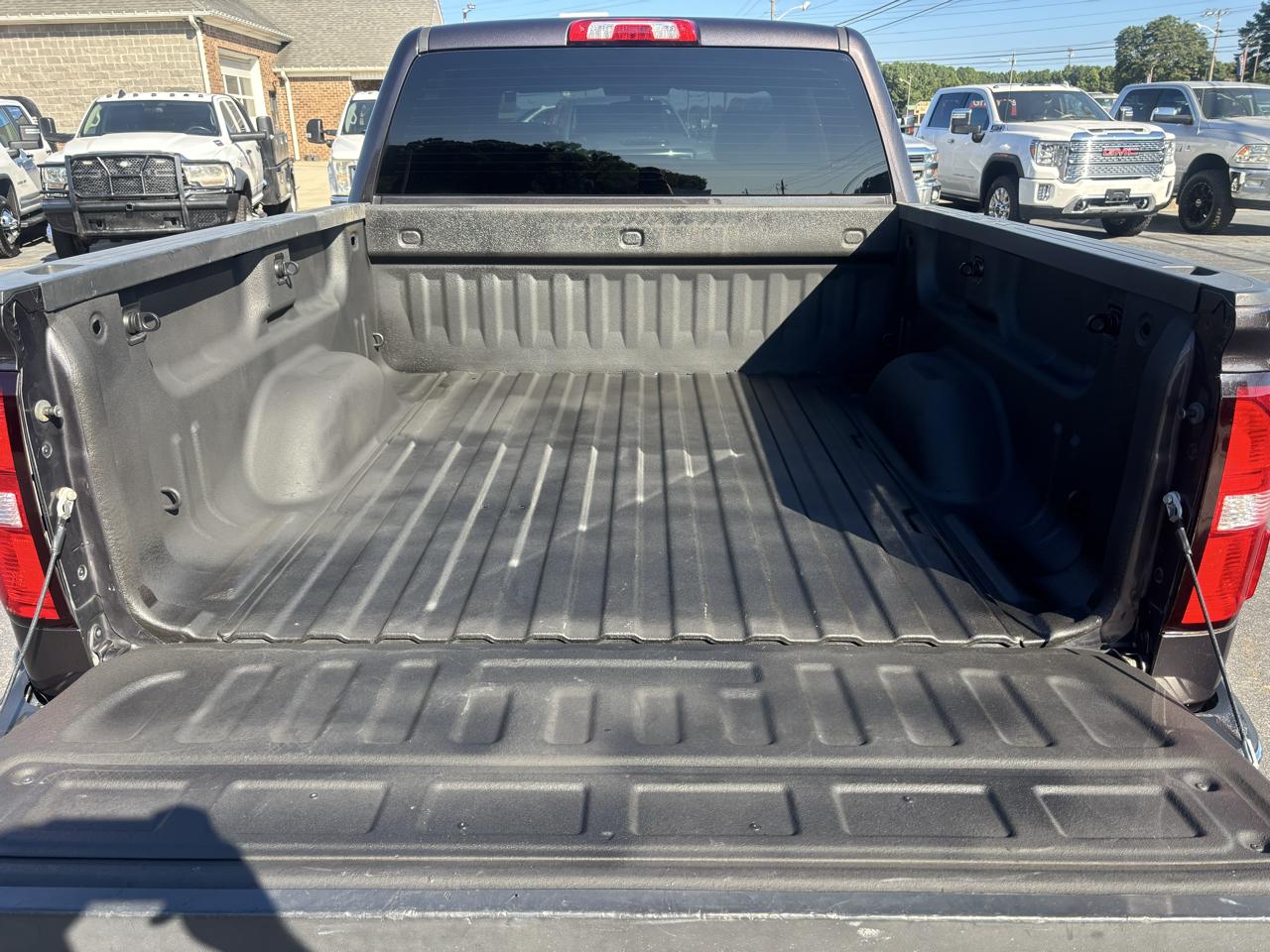GMC Sierra 1500 4WD Crew Cab 143.5" SLT 2015