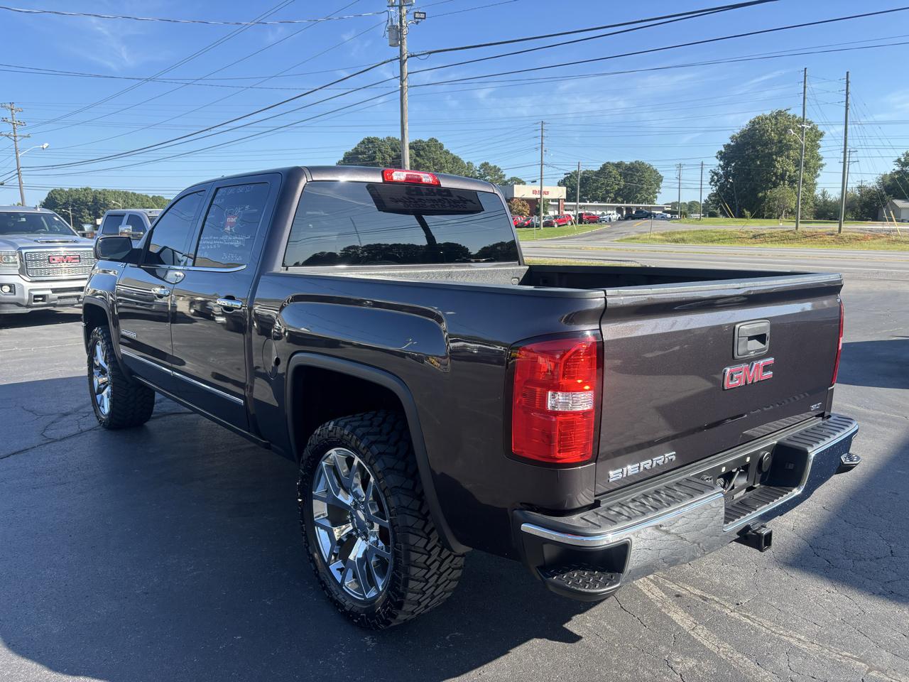 GMC Sierra 1500 4WD Crew Cab 143.5" SLT 2015