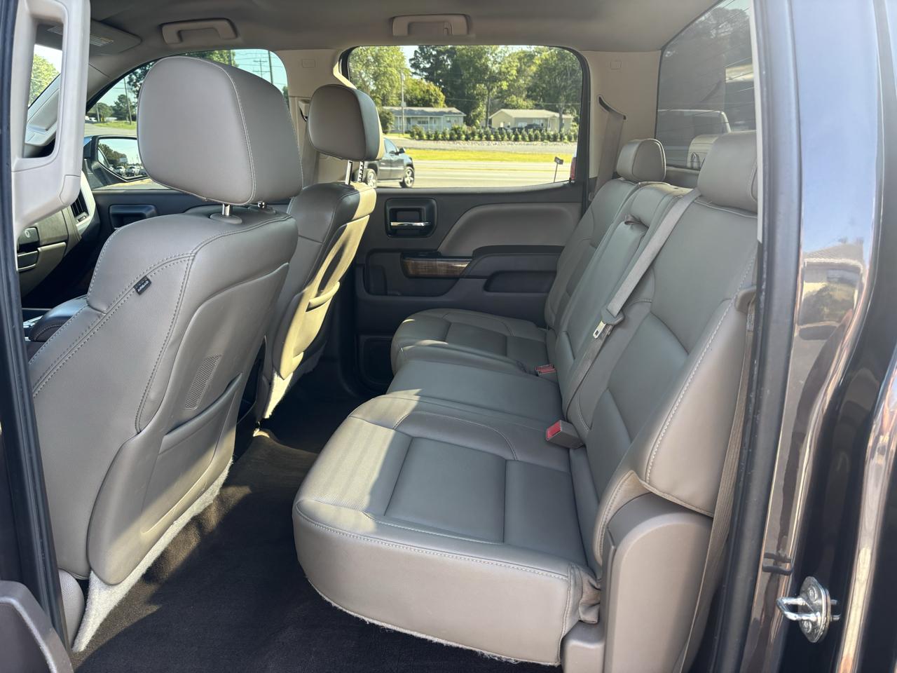GMC Sierra 1500 4WD Crew Cab 143.5" SLT 2015