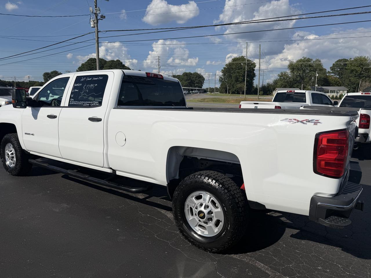 Chevrolet Silverado photo 8