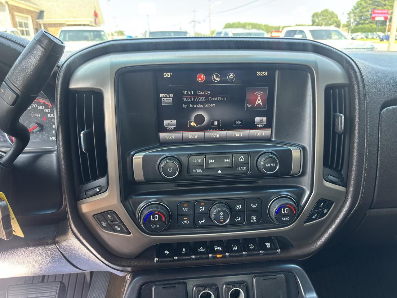 GMC Sierra 2500HD 4WD Crew Cab 153.7" Denali 2015