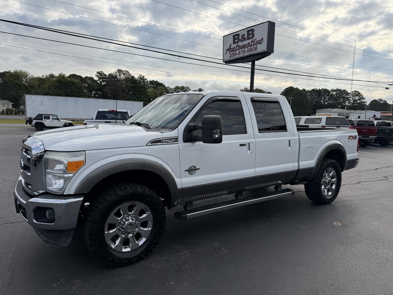 Ford Super Duty F-250 SRW 4WD Crew Cab 156" Lariat 2014