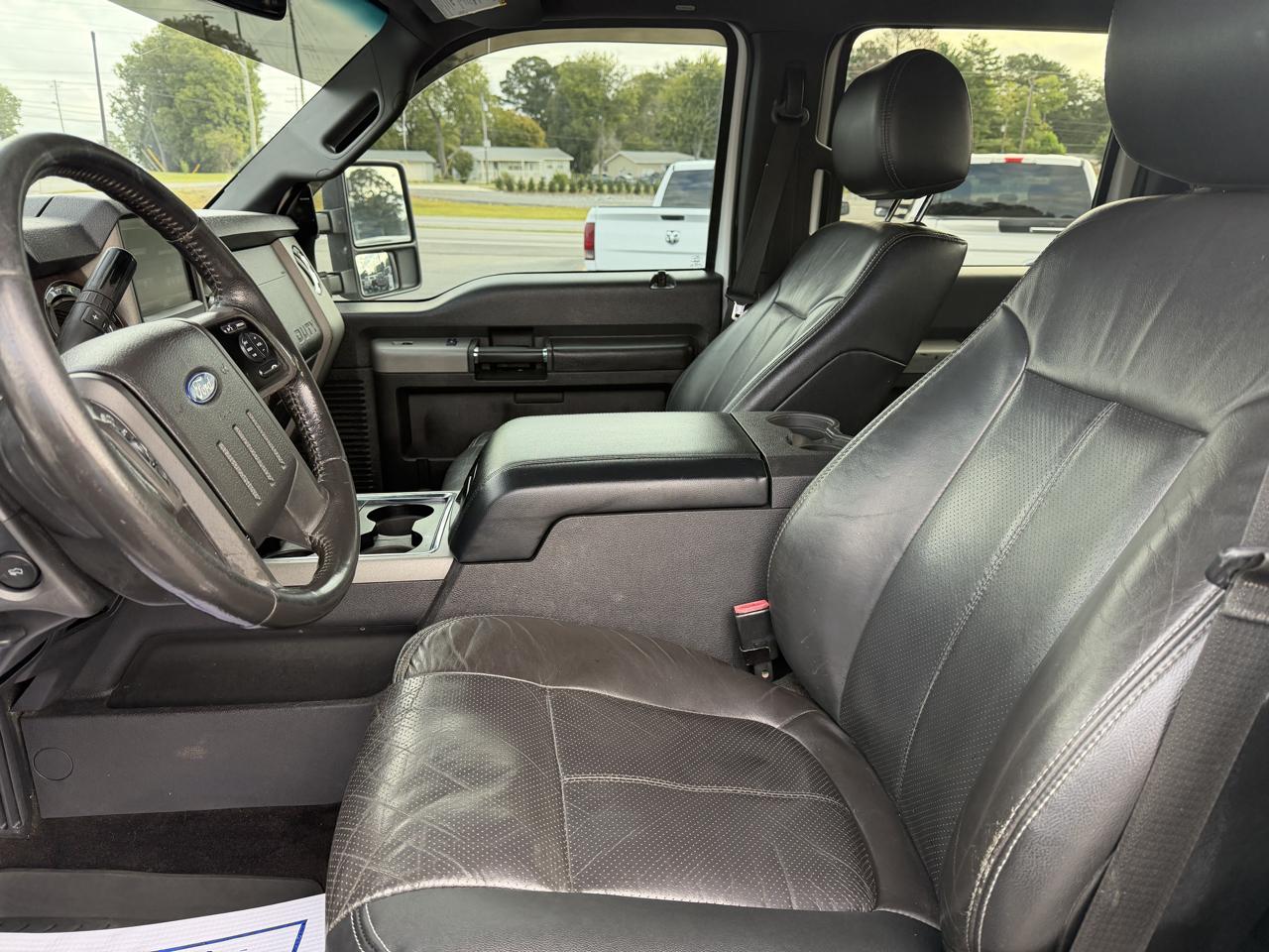 Ford Super Duty F-250 SRW 4WD Crew Cab 156" Lariat 2014