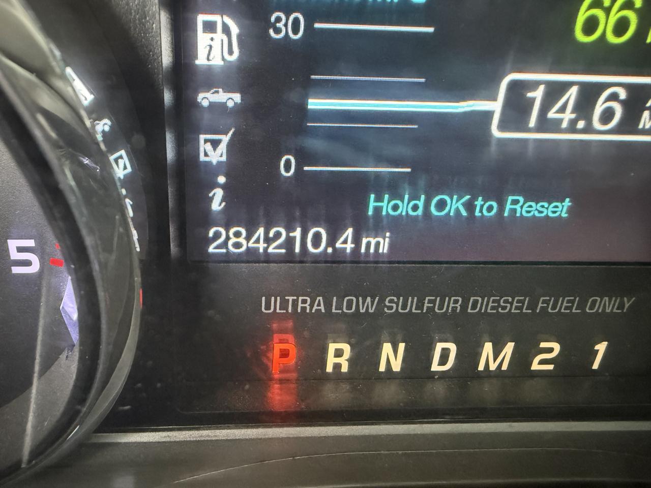 Ford Super Duty F-250 SRW 4WD Crew Cab 156" Lariat 2014