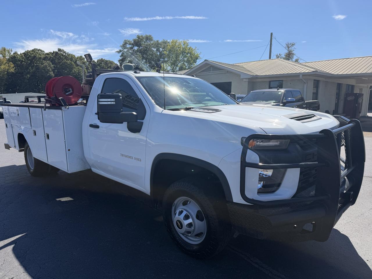 Chevrolet Silverado 3500HD CC 4WD Reg Cab 171" WB, 84.5" CA Work Truck 2022